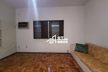 Casa &agrave; venda - 499m&sup2; - Centro