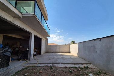 Casa &agrave; venda - 340m&sup2; - Canto dos P&aacute;ssaros