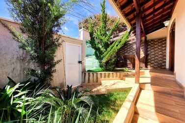 Casa &agrave; venda - 200m&sup2; - Jardim Alfa