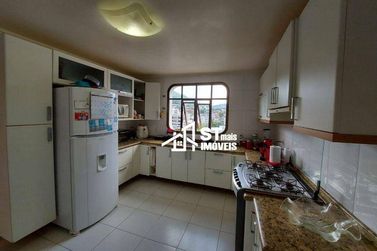 Apartamento &agrave; venda - 240m&sup2; - Centro