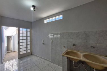 Casa &agrave; venda - 170m&sup2; - Jardim Primavera