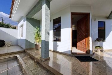 Casa &agrave; venda - 314m&sup2; - Jardim Nova Andradas