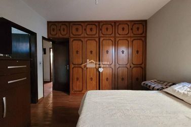 Casa &agrave; venda - 247m&sup2; - Jardim Panorama