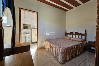Ch&aacute;cara &agrave; venda - 90m&sup2; - Zona Rural