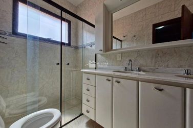 Casa &agrave; venda - 377m&sup2; - Vila Mosconi