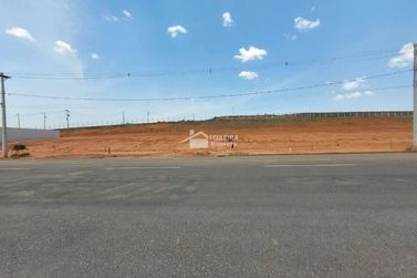 Terreno &agrave; venda - 1615m&sup2; - Trade Park
