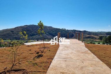 Terreno &agrave; venda - 1000m&sup2; - Quinta das Flores