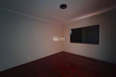 Casa &agrave; venda - 377m&sup2; - Vila Mosconi