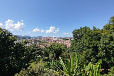 Sobrado &agrave; venda - 134m&sup2; - Centro