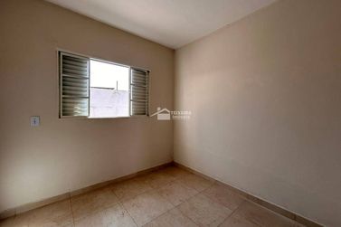 Casa &agrave; venda - 85m&sup2; - Centro