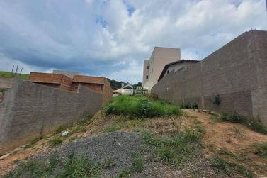 Terreno &agrave; venda - 160m&sup2; - David de Paula