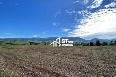 Terreno &agrave; venda - 4000m&sup2; - Retirinho