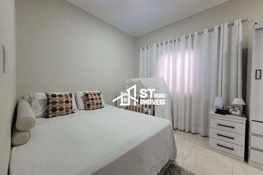 Casa &agrave; venda - 150m&sup2; - Jardim Mirante