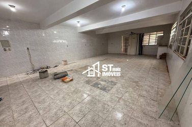 Sal&atilde;o Comercial para alugar - 290m&sup2; - Centro