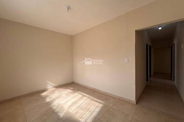 Casa &agrave; venda - 85m&sup2; - Centro