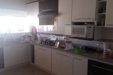 Casa &agrave; venda - 400m&sup2; - Jardim Ip&ecirc;