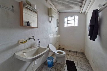 Sala Comercial &agrave; venda - 218m&sup2; - Centro