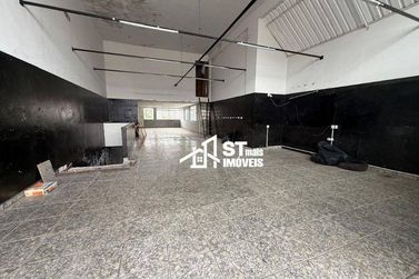 Sal&atilde;o Comercial para alugar - 290m&sup2; - Centro