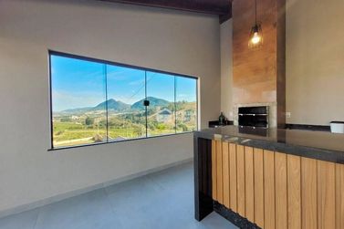 Ch&aacute;cara &agrave; venda - 302m&sup2; - Palestrina