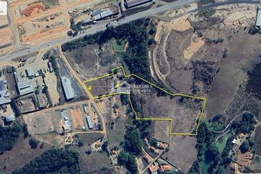 Terreno &agrave; venda - 30500m&sup2; - 