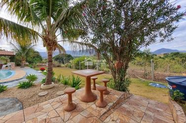 Ch&aacute;cara &agrave; venda - 750m&sup2; - Retirinho