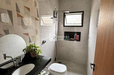 Casa &agrave; venda - 100m&sup2; - Jardim Heloisa