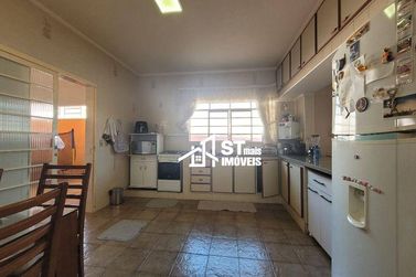 Casa &agrave; venda - 280m&sup2; - Jardim Bela Vista