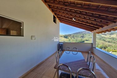 Ch&aacute;cara &agrave; venda - 100m&sup2; - Bairro Santa Luzia