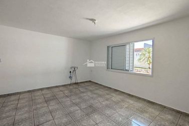 Casa &agrave; venda - 510m&sup2; - Centro