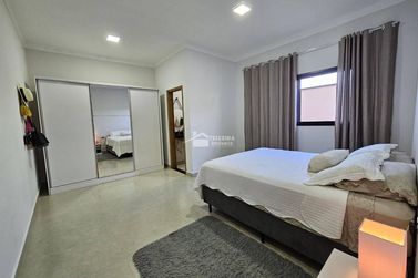 Casa &agrave; venda - 150m&sup2; - Jardim Panorama