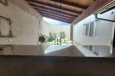 Casa &agrave; venda - 150m&sup2; - Jardim Mirante