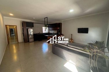 Casa &agrave; venda - 140m&sup2; - Jardim Panorama