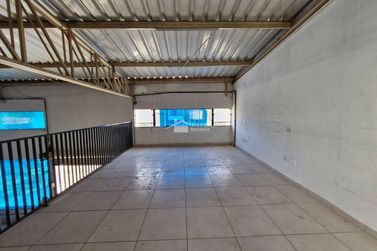 Sal&atilde;o Comercial para alugar - 770m&sup2; - Jardim Mirante
