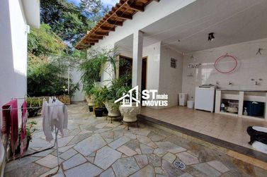 Casa &agrave; venda - 426m&sup2; - Centro