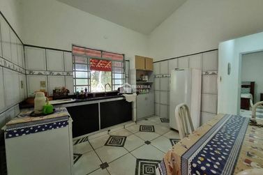 S&iacute;tio &agrave; venda - 180m&sup2; - Zona Rural