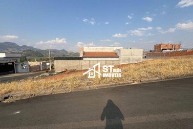 Terreno &agrave; venda - 298m&sup2; - Veredas da Serra