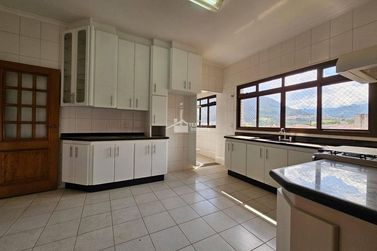 Apartamento &agrave; venda - 164m&sup2; - Centro