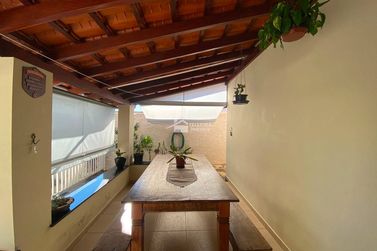 Casa &agrave; venda - 192m&sup2; - Jardim Panorama