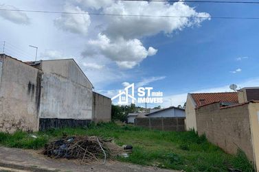 Terreno &agrave; venda - 200m&sup2; - Jardim Europa III