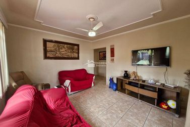 Sobrado &agrave; venda - 286m&sup2; - Pirapitinga