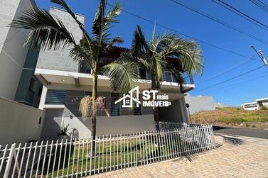 Sobrado &agrave; venda - 500m&sup2; - Jardim Mantiqueira 2