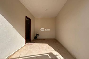 Casa &agrave; venda - 85m&sup2; - Centro