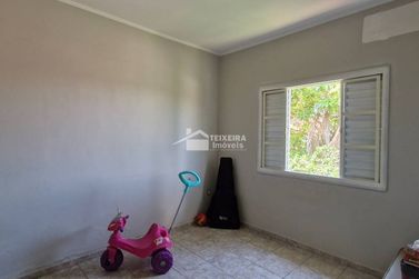 Casa &agrave; venda - 110m&sup2; - Jardim Primavera