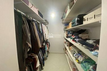 Ch&aacute;cara &agrave; venda - 11500m&sup2; - Zona Rural