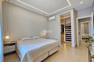 Casa &agrave; venda - 195m&sup2; - Jardim Panorama