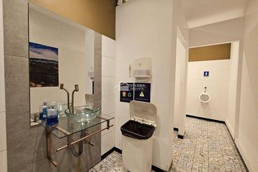 Sala Comercial para alugar - 168m&sup2; - Centro