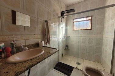 Casa &agrave; venda - 247m&sup2; - Jardim Muterle