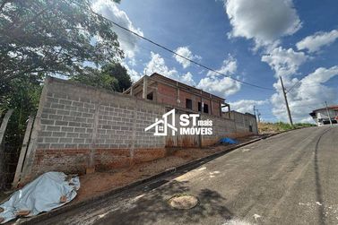 Casa &agrave; venda - 242m&sup2; - Jardim Brasil
