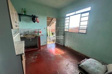 Casa &agrave; venda - 139m&sup2; - Vila Leandro Previato