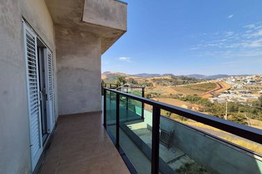 Casa &agrave; venda - 340m&sup2; - Canto dos P&aacute;ssaros